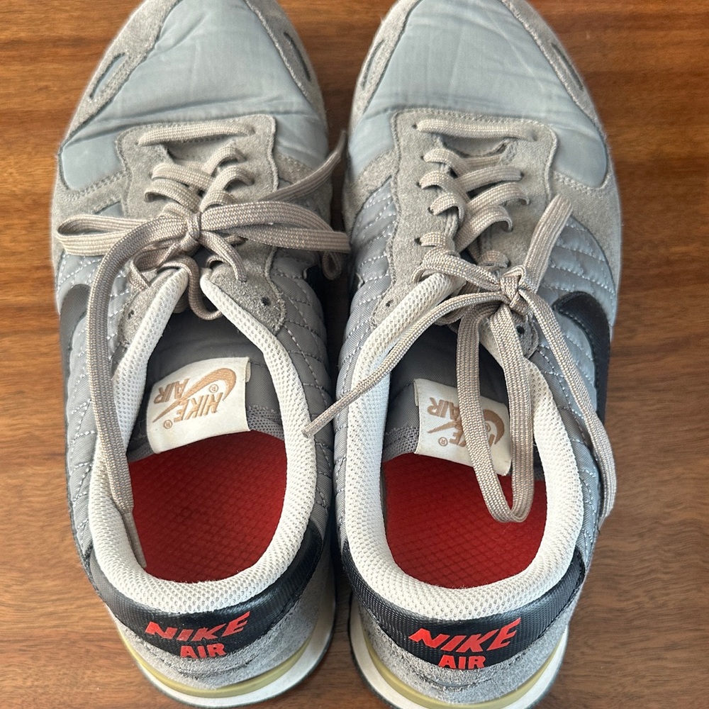 Men’s Nike air shoes
